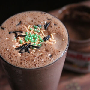 Nuttela Almond Shake